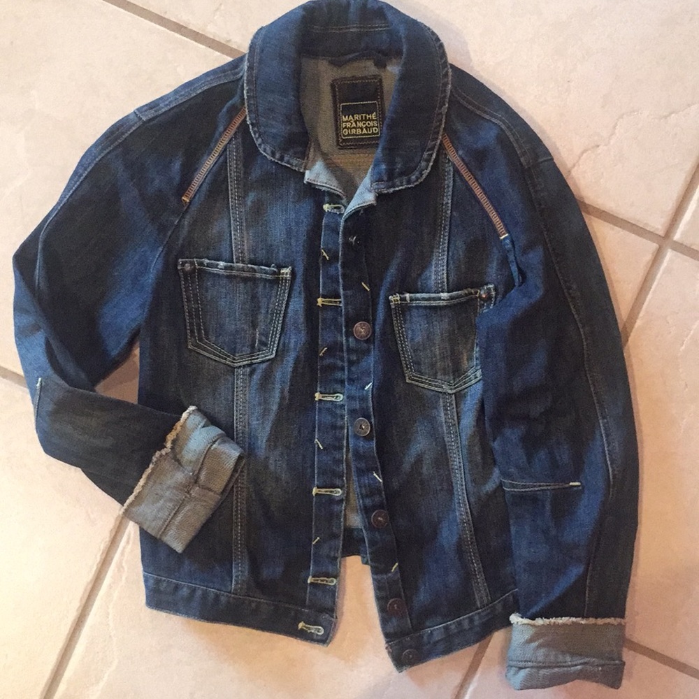 Fitted jean jacket